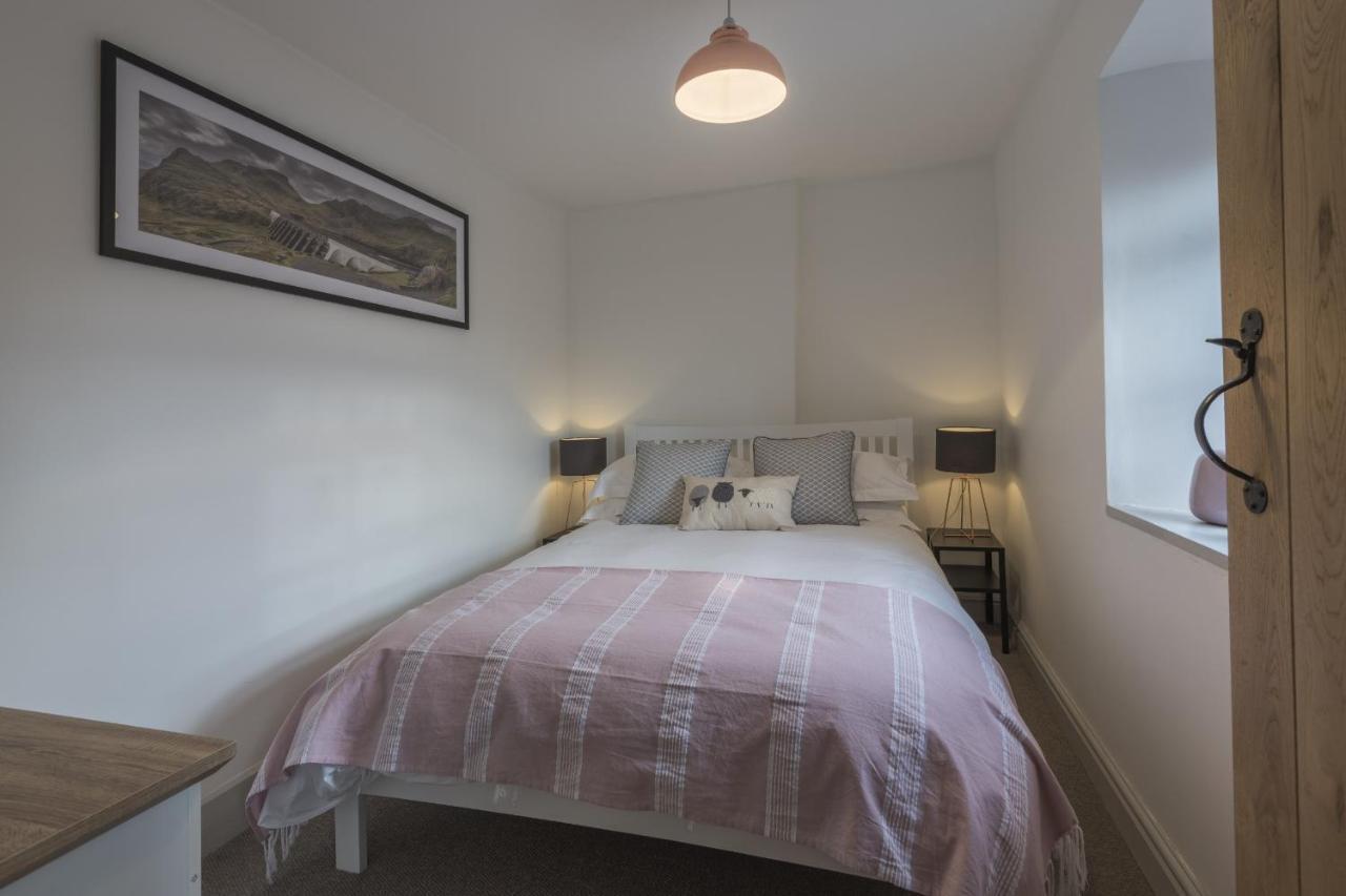 Finest Retreats - Tegannedd - Luxury Grade II Listed Cottage With Hot Tub Ffestiniog Eksteriør billede